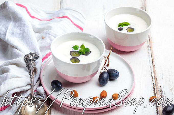 Ajo Blanco: koude Spaanse knoflooksoep