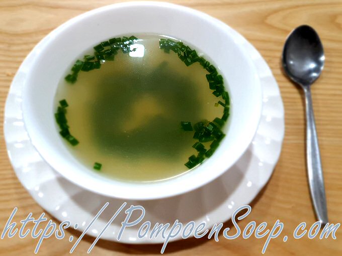 Kippenbouillon