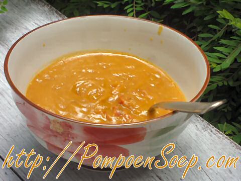 Pompoen tomatensoep